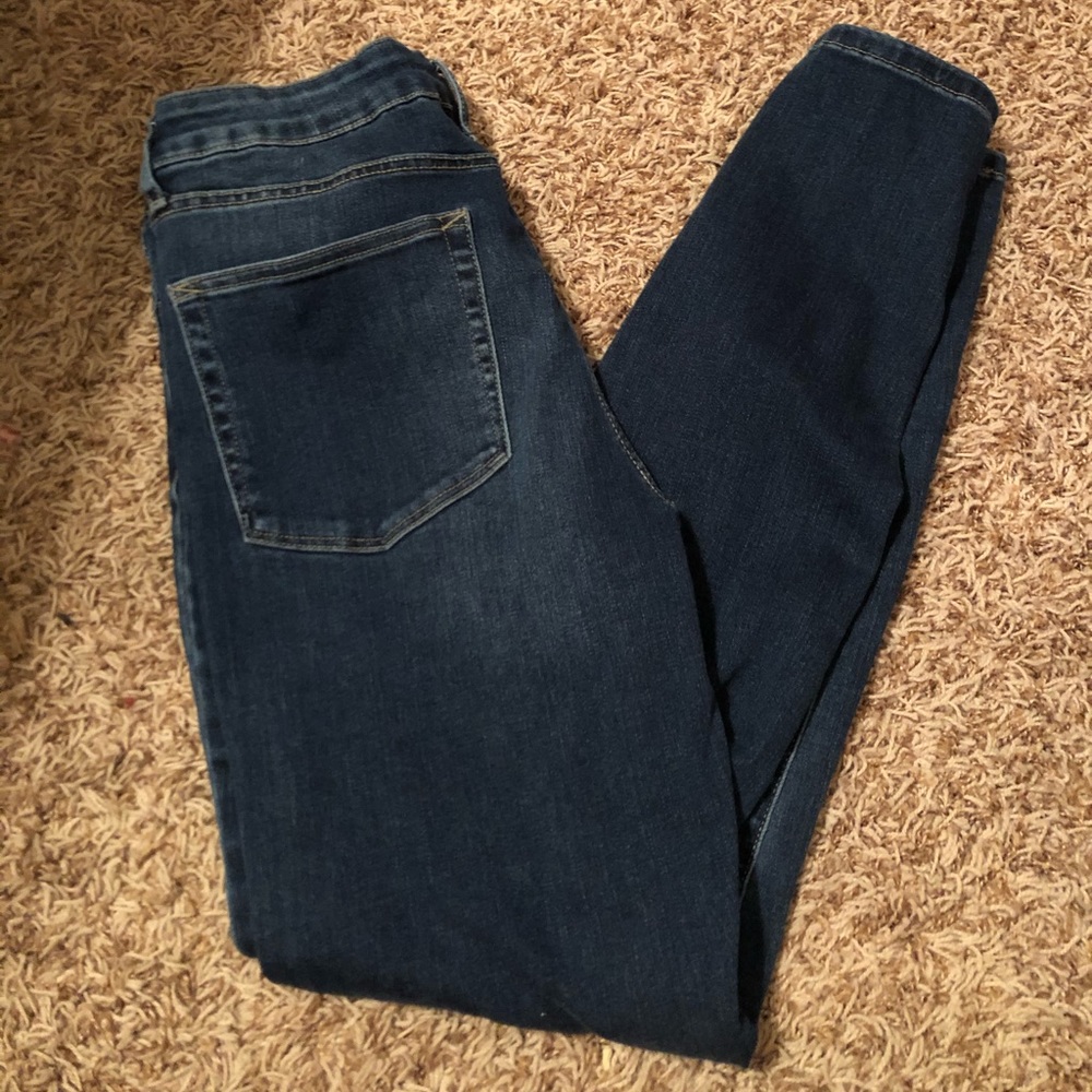 12R stretchy denim jeans